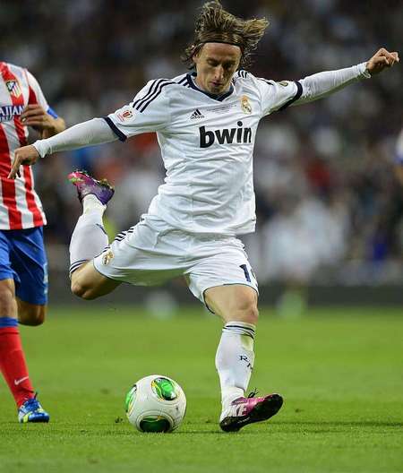 连输米兰马竞，齐沃赛后在更衣室与马洛塔和奥西利奥紧急开会